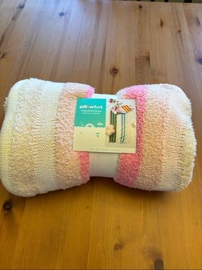 Pillowfort Plush Striped Kid Throw in Cream and Pink